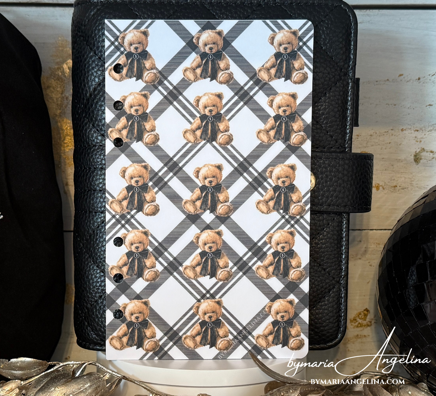 Fifteen Bowed Beauties Dashboard