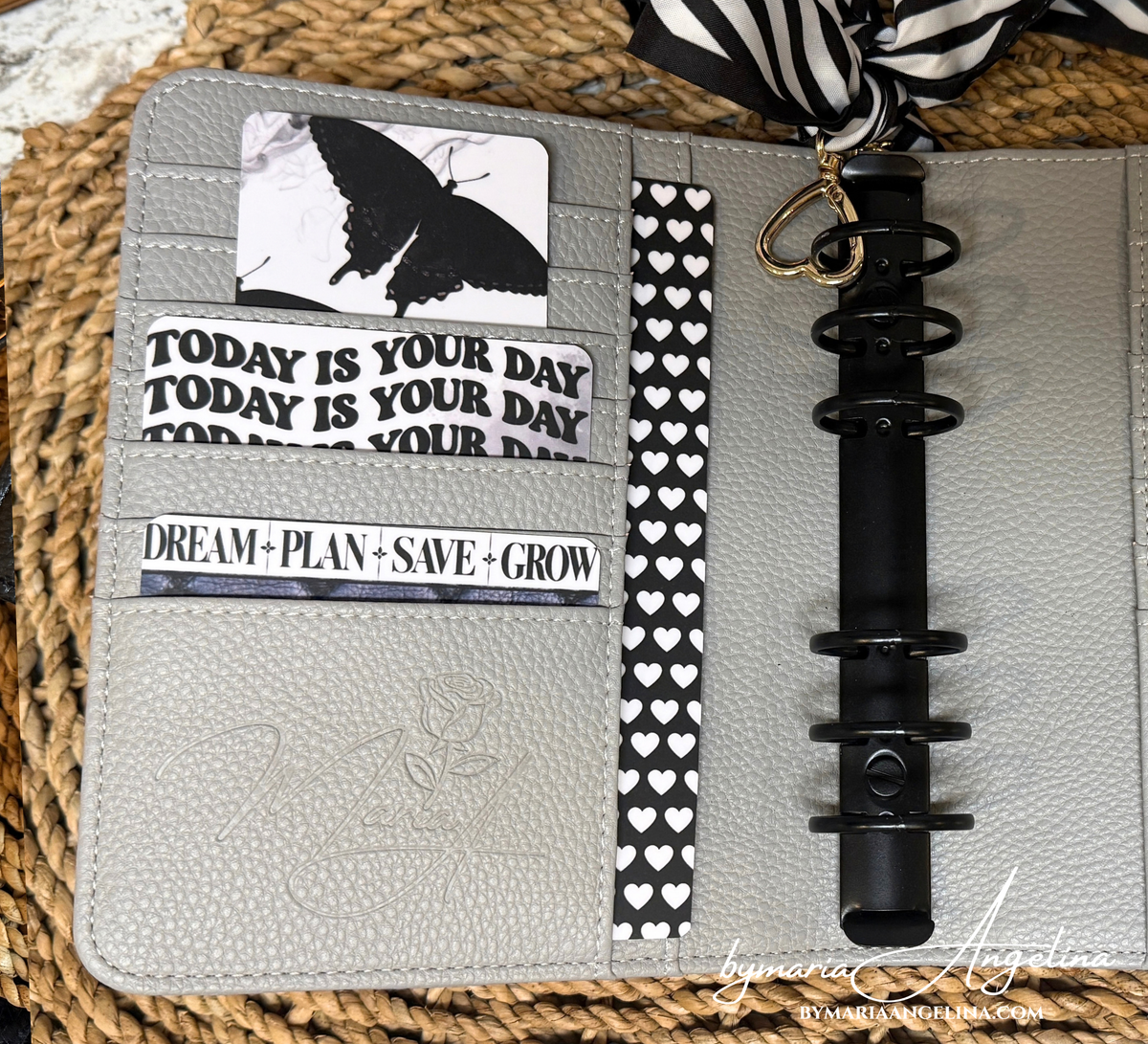 The Savings Era Collection | 7-Piece Black & White Planner Deco Cards